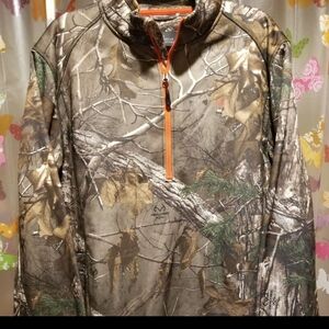 SZ LG MENS REAL TREE CAMOUFLAGE QUARTER ZIP FLEECE LINED SHIRT.